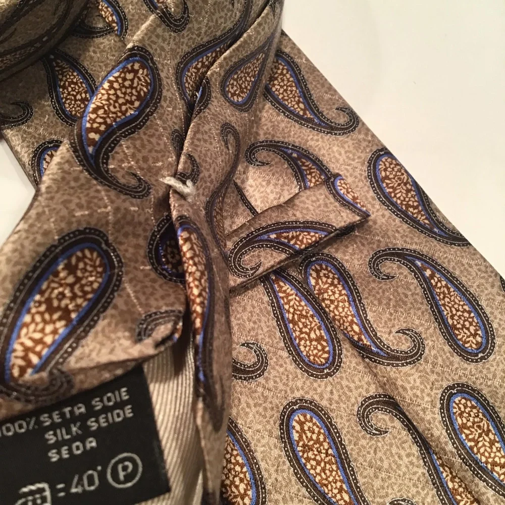 Ermenegildo Zegna Tan Silk Paisley Tie‎